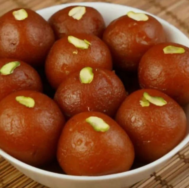 Ras gulla.